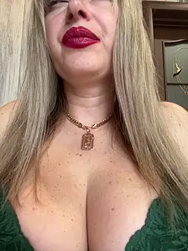 Kittenforyou online show from March 25, 2026, 12:33 pm