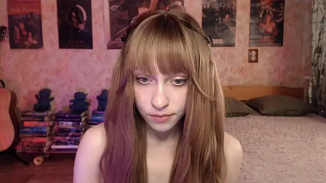 Friendly Ellie online show from April 25, 2026, 1:30 am