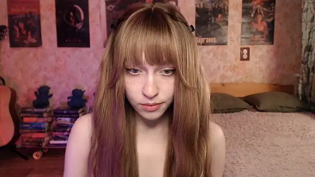 Friendly Ellie online show from April 26, 2026, 11:13 pm