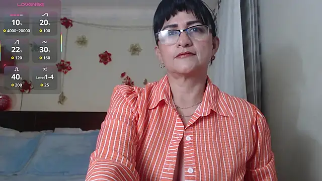 ISABEEL SOFIA01 online show from September 24, 2025, 10:29 am
