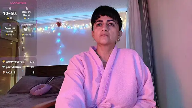 ISABEEL SOFIA01 online show from March 8, 2026, 12:41 am