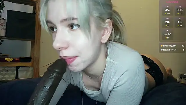 Snapshot of cruellagoth666 chatting on April 22, 2026, 2:29 pm cruellagoth666 online show from April 22, 2026, 2:29 pm
