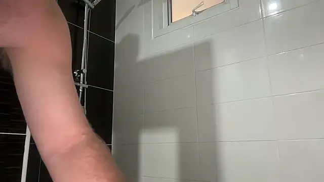 lukegunn online show from March 1, 2026, 1:07 am