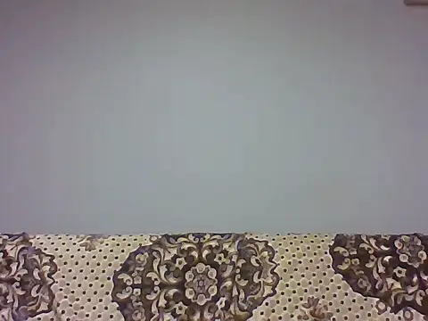 aroj95 online show from November 9, 2025, 4:44 am