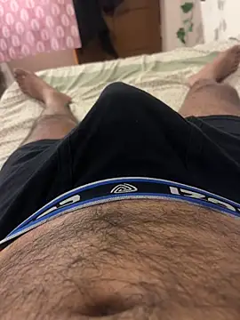Snapshot of Bareilly_Boy1 chatting on April 24, 2026, 4:37 am Bareilly Boy1 online show from April 24, 2026, 4:37 am