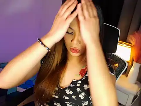 MajesticKitana online show from April 10, 2026, 4:50 am