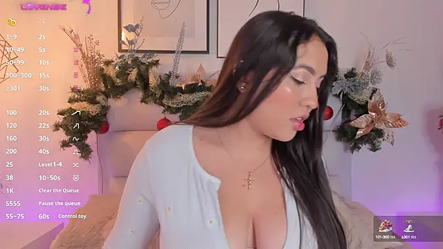 dulcepatersson1  online show from December 27, 2024, 2:36 am