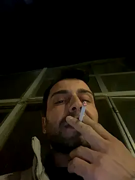 Emre-34 online show from December 3, 2025, 9:46 pm