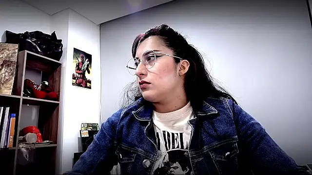 Scarlett Sen online show from March 6, 2026, 1:07 pm