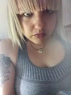 Snapshot of shaynarg chatting on October 31, 2025, 3:51 am shaynarg online show from October 31, 2025, 3:51 am