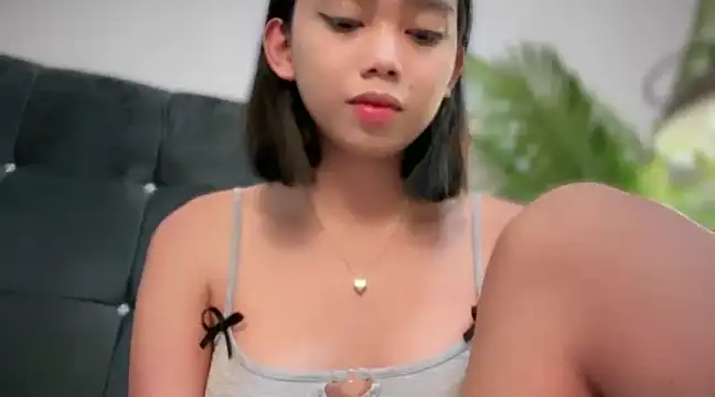 GenesisCastillano online show from March 9, 2025, 3:38 pm