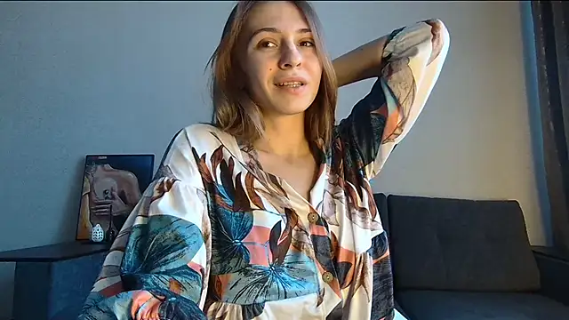 LovelyKatea online show from January 28, 2025, 10:23 am