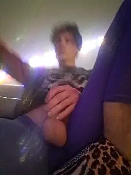 utoopia777 online show from April 6, 2026, 10:00 pm