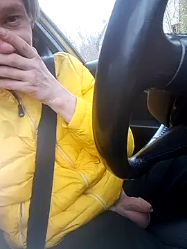 utoopia777 online show from April 7, 2026, 3:45 pm