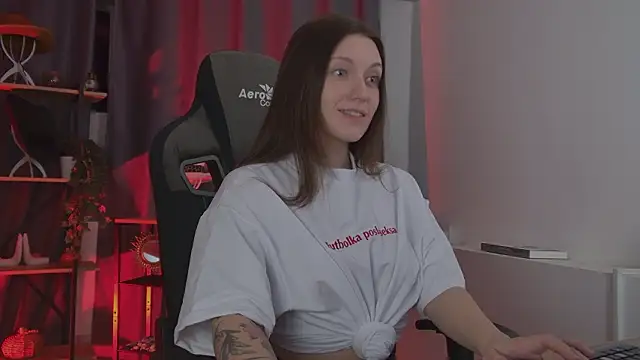 JennyDens online show from February 5, 2026, 6:34 pm