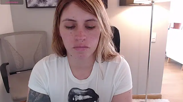 Snapshot of thamarajane chatting on June 9, 2026, 7:03 pm thamarajane online show from June 9, 2026, 7:03 pm