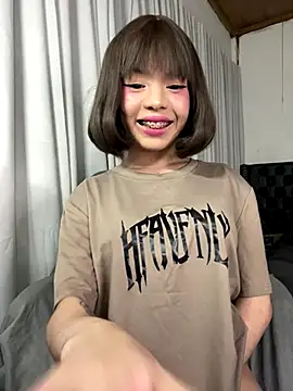 SweetCheska19 online show from September 10, 2025, 9:15 pm