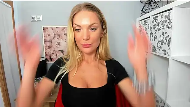 Snapshot of AulloraHoney chatting on January 17, 2025, 9:39 am AulloraHoney online show from January 17, 2025, 9:39 am