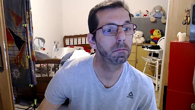 steph19x5 online show from February 22, 2025, 4:51 pm