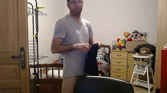 steph19x5 online show from April 8, 2026, 4:34 am