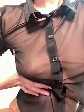 CutieEmy online show from May 18, 2026, 5:19 pm