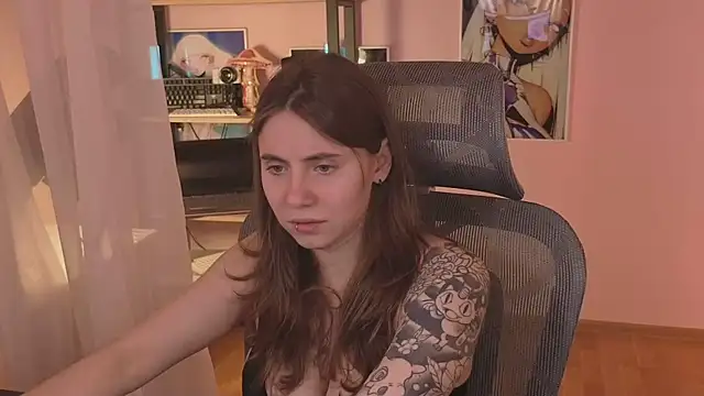 Snapshot of _AnnaStark_ chatting on July 8, 2026, 8:46 pm AnnaStark online show from July 8, 2026, 8:46 pm