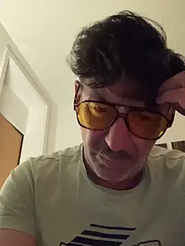 Snapshot of maxximere chatting on March 29, 2026, 12:10 am maxximere online show from March 29, 2026, 12:10 am