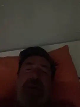 Snapshot of maxximere chatting on April 12, 2026, 1:43 am maxximere online show from April 12, 2026, 1:43 am