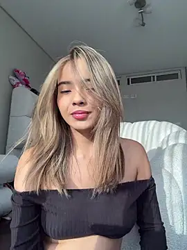 Irina Grant online show from March 2, 2026, 9:43 pm