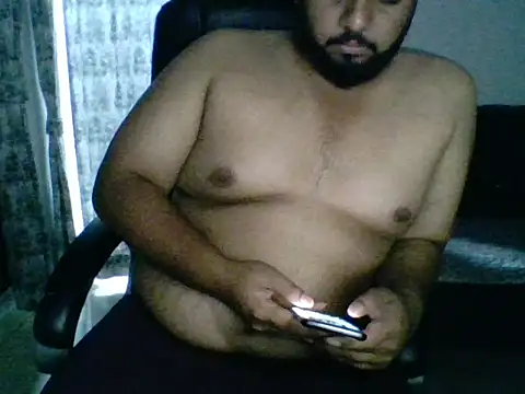 Wildguycums online show from May 16, 2026, 5:23 pm