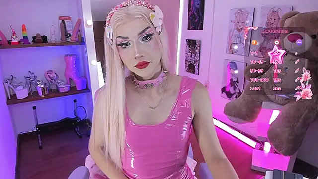 alessandrathedoll online show from February 7, 2025, 6:45 pm