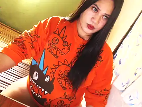 Snapshot of Hugeladycockmarga chatting on March 25, 2026, 2:50 am Hugeladycockmarga online show from March 25, 2026, 2:50 am