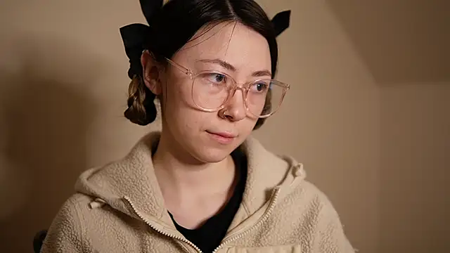 chibi moon  online show from December 14, 2024, 4:31 pm