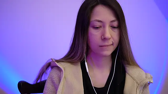 chibi moon  online show from March 14, 2025, 8:38 pm