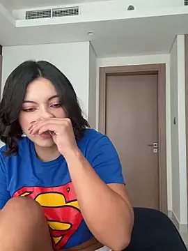 alexademie1 online show from June 20, 2026, 1:03 pm
