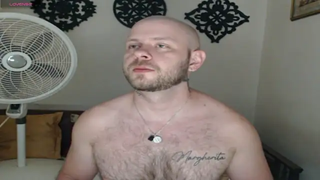 Snapshot of TONY_WHITE_7 chatting on July 24, 2026, 1:25 am TONY WHITE 7 online show from July 24, 2026, 1:25 am