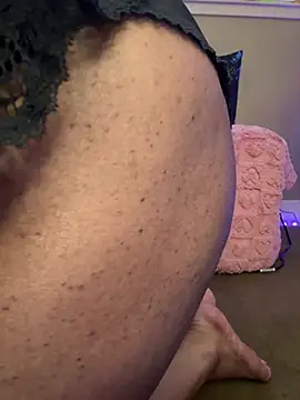 Snapshot of Tikalalin chatting on March 4, 2026, 5:08 pm Tikalalin online show from March 4, 2026, 5:08 pm