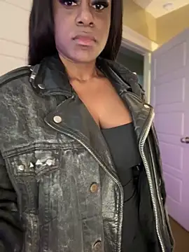 Snapshot of Tikalalin chatting on April 3, 2026, 5:11 pm Tikalalin online show from April 3, 2026, 5:11 pm