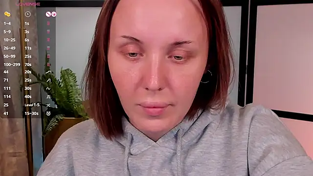 Snapshot of LianaFord chatting on April 21, 2026, 7:58 am LianaFord online show from April 21, 2026, 7:58 am