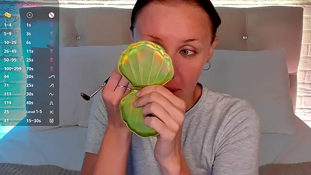 Snapshot of LianaFord chatting on June 12, 2026, 4:55 am LianaFord online show from June 12, 2026, 4:55 am