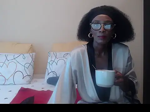 yummycherryxx online show from February 23, 2026, 7:06 am