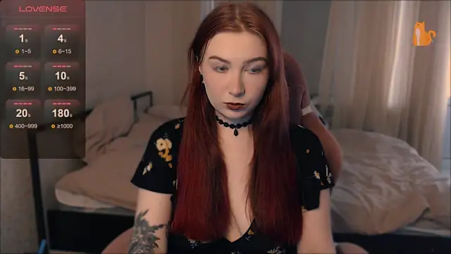 Cute lina online show from September 12, 2025, 11:10 am