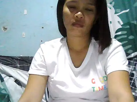 Silly Girl21 online show from April 6, 2026, 1:01 pm