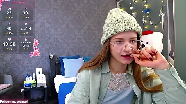 KateJonson online show from November 6, 2025, 9:10 am