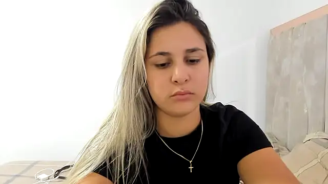 Snapshot of Lana_Sofia1 chatting on September 19, 2025, 10:43 pm Lana Sofia1 online show from September 19, 2025, 10:43 pm