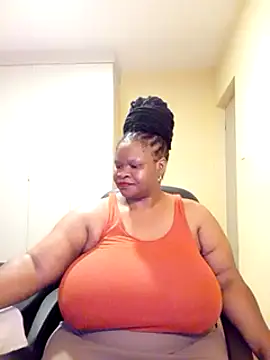 sweetnoziexx online show from February 27, 2025, 3:48 pm