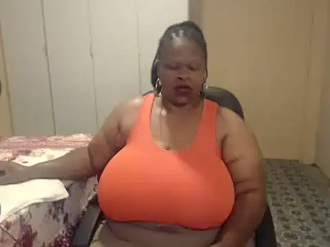 sweetnoziexx online show from January 18, 2026, 4:16 am