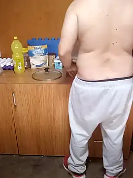 Snapshot of asil1710 chatting on January 21, 2025, 10:52 am asil1710 online show from January 21, 2025, 10:52 am