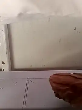 Snapshot of asil1710 chatting on January 29, 2025, 10:37 am asil1710 online show from January 29, 2025, 10:37 am