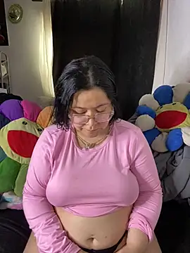 MsConejitaa online show from April 1, 2026, 3:42 pm